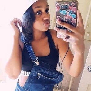 Meet your Posher, Shakyra